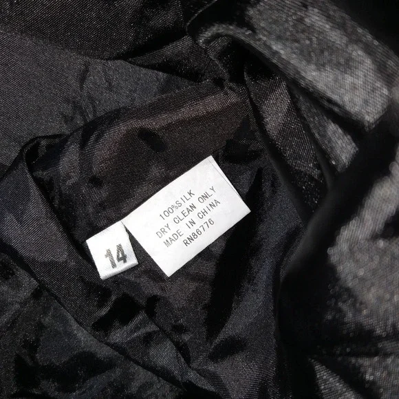 DUE per DUE Veste Silver & Black Dot Sleeveless Silk Dress size 14 - Picture 3 of 5